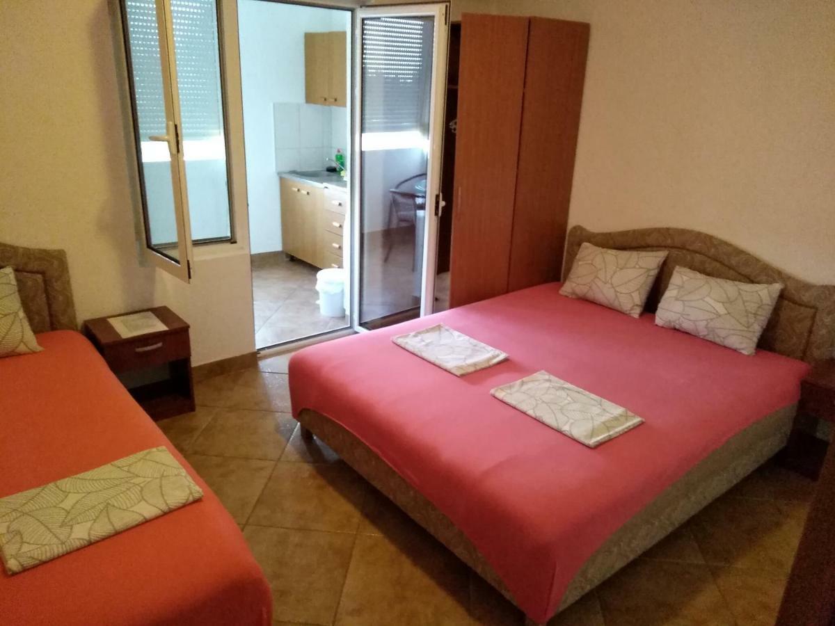 Apartments Music Сутоморе Экстерьер фото